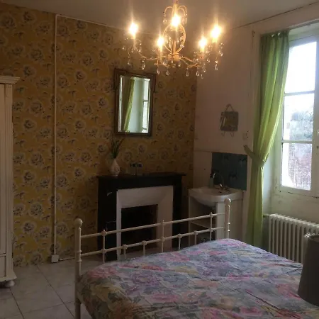 D'hotes La Chaumiere فندق مبيت وإفطار *