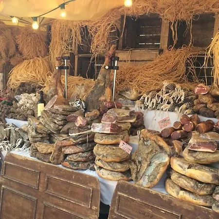 فندق مبيت وإفطار D'hotes La Chaumiere Coulonges (Indre)