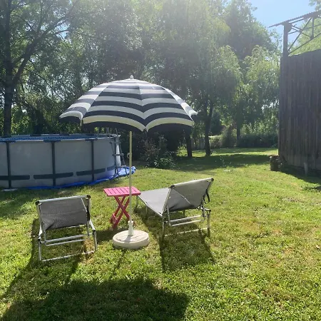 D'hotes La Chaumiere 住宿加早餐酒店 *