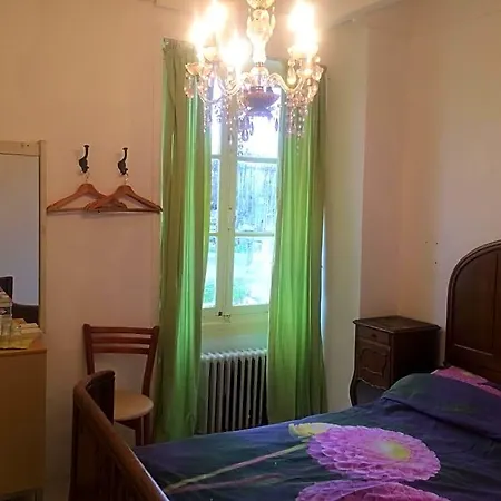 D'hotes La Chaumiere *